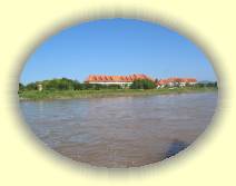 IMG_4274 * 2272 x 1704 * (895KB)